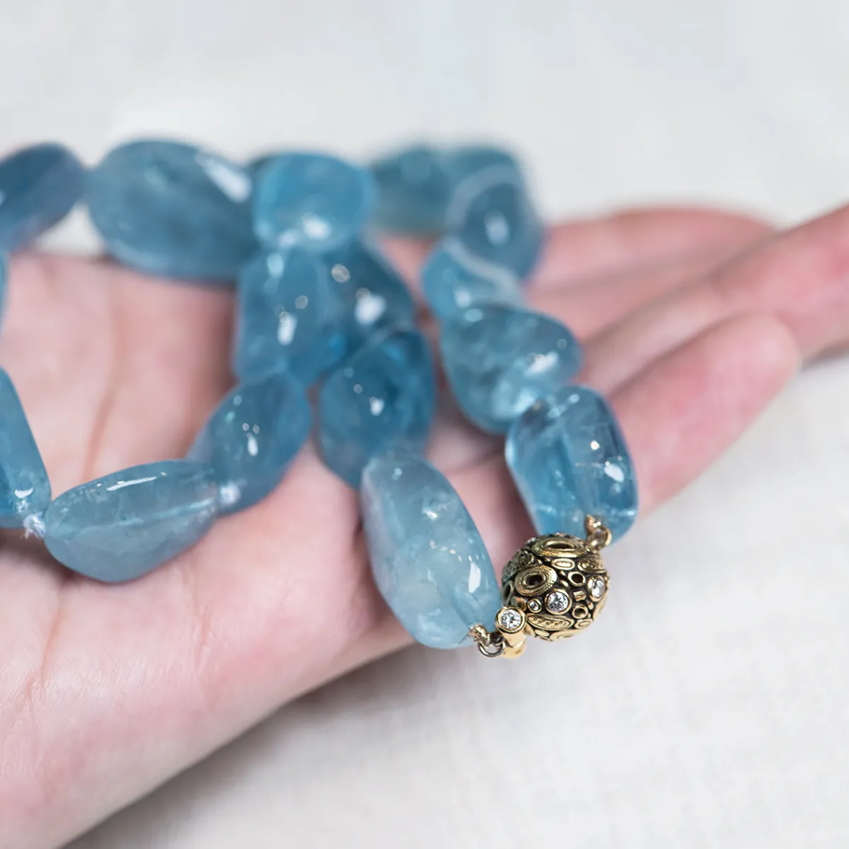 alex_sepkus_aquamarine_ne_2.webp Alex Sepkus Aquamarine Necklace