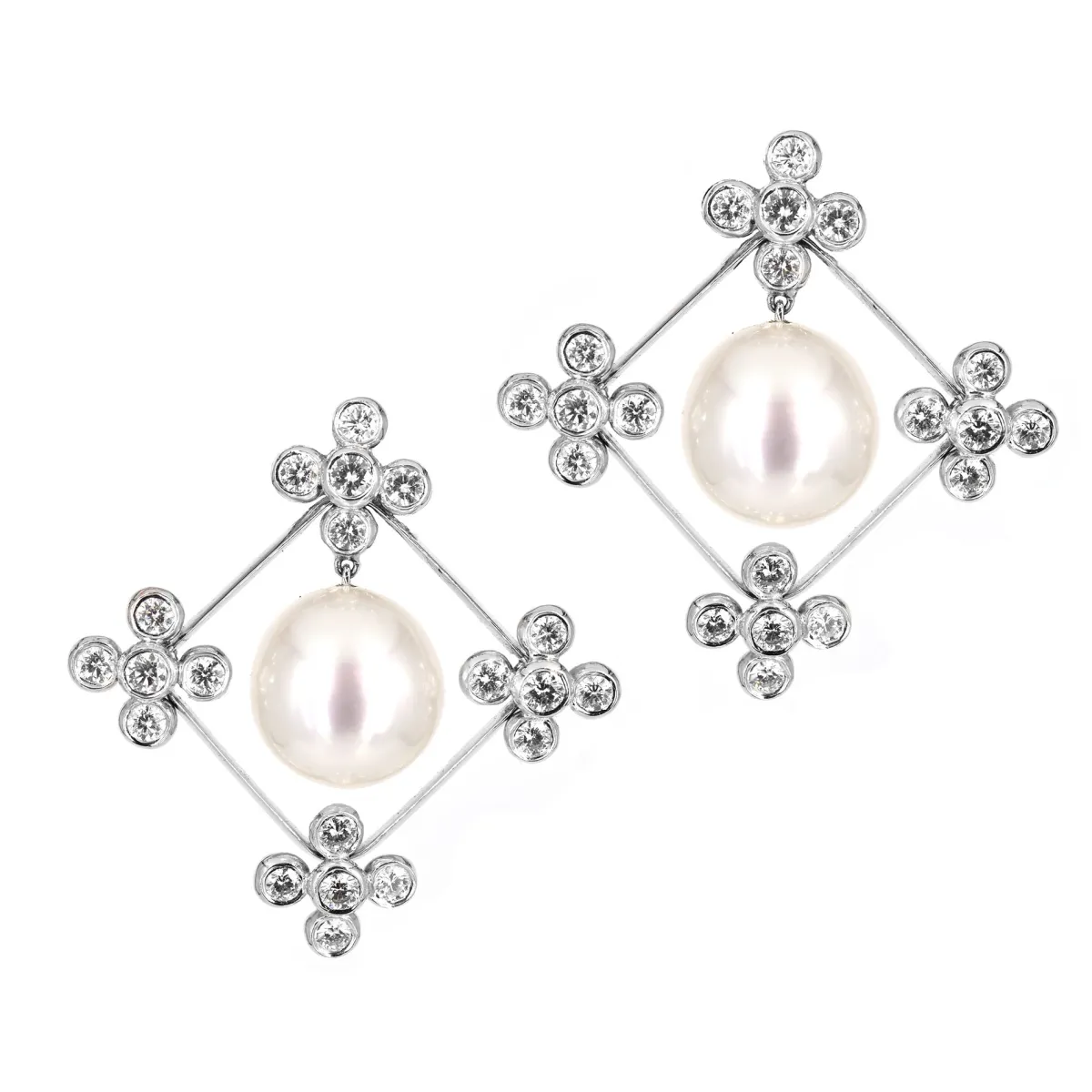 assael_south_sea_pearl_ea_1.webp Assael South Sea Pearl Earrings
