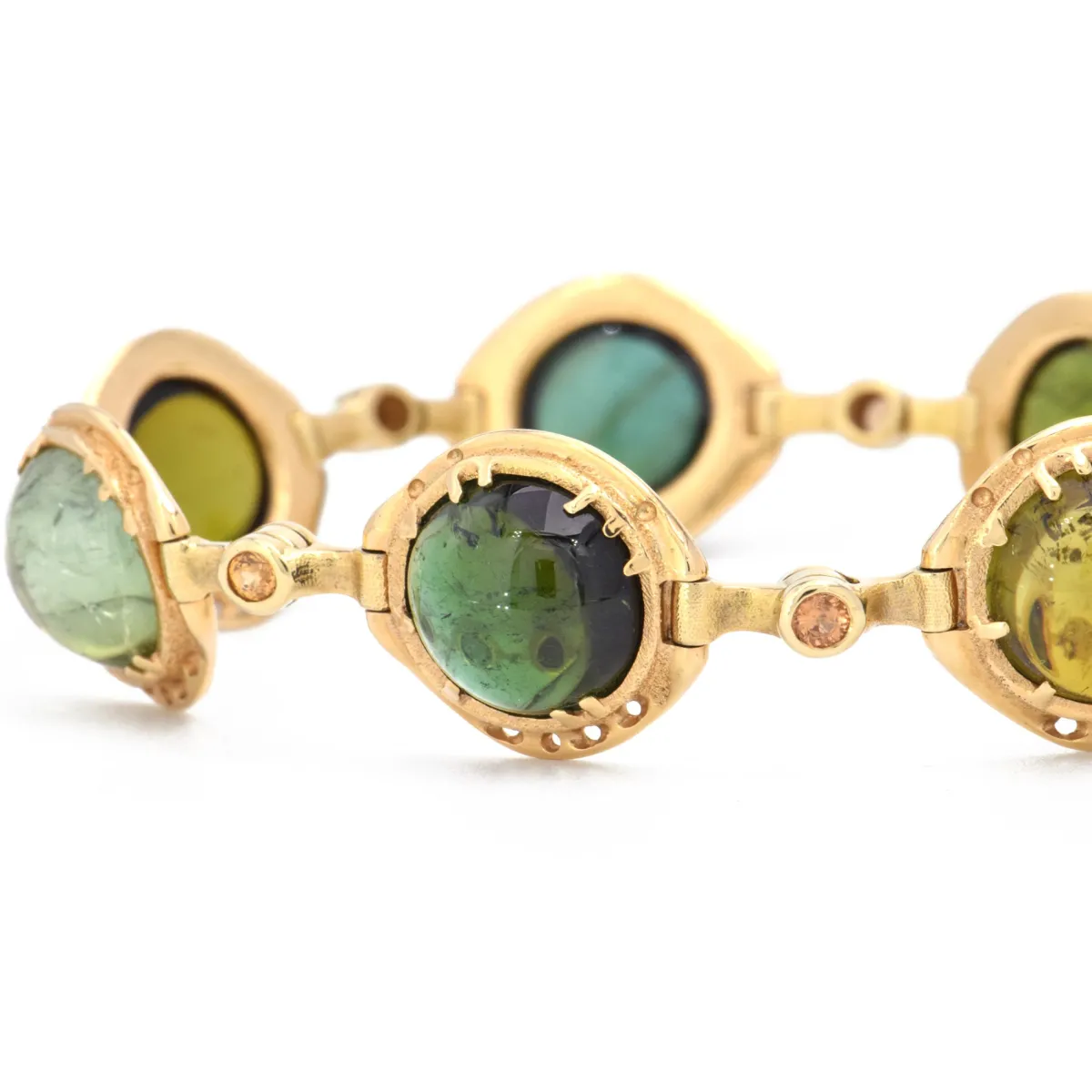 audrius_krulis_tourmaline_0.webp Audrius Krulis Tourmaline & Sapphire Bracelet