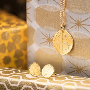 Barbara Heinrich Large Petal Diamond Necklace