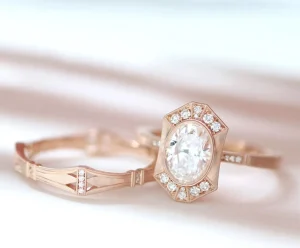 Erika Winters Helena Band in Yellow Gold