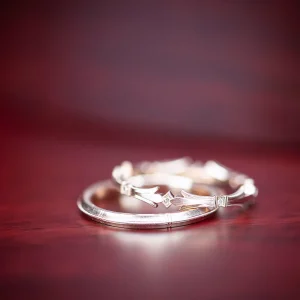 Erika Winters Laurel Band in Rose Gold