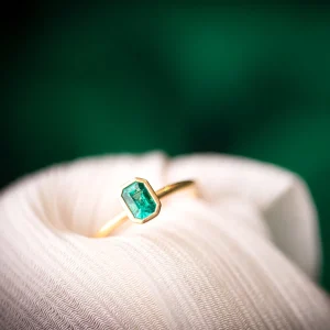 Kimberly Collins Emerald Yumdrop Ring