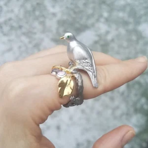 Manya u0026 Roumen Manya & Roumen Dove On A Plum Ring