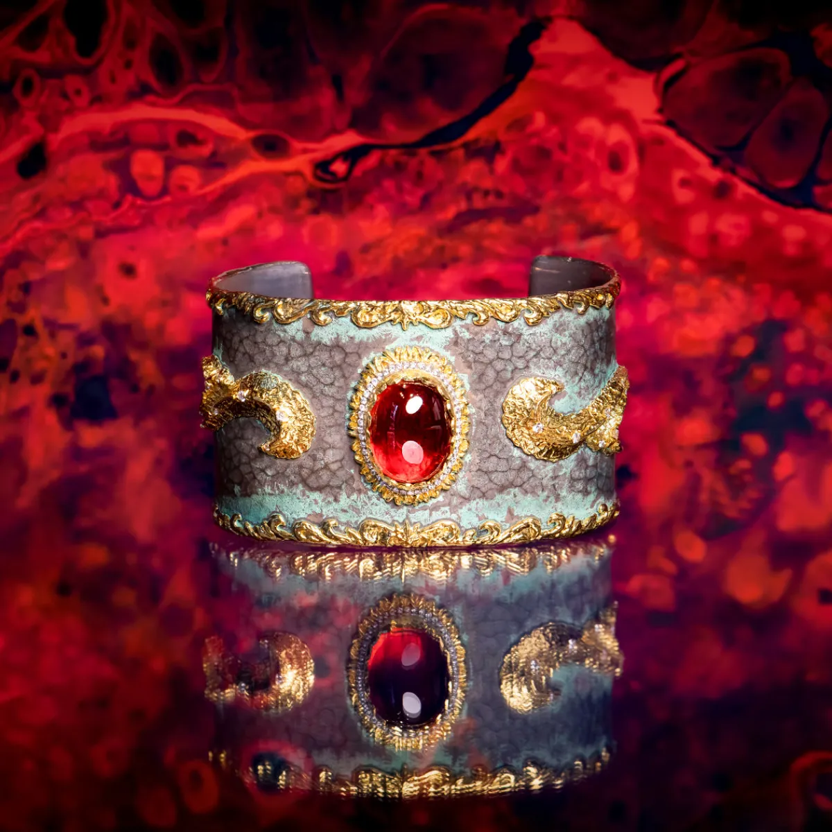 victor_velyan_garnet_cuff_0.webp Victor Velyan Garnet Cuff