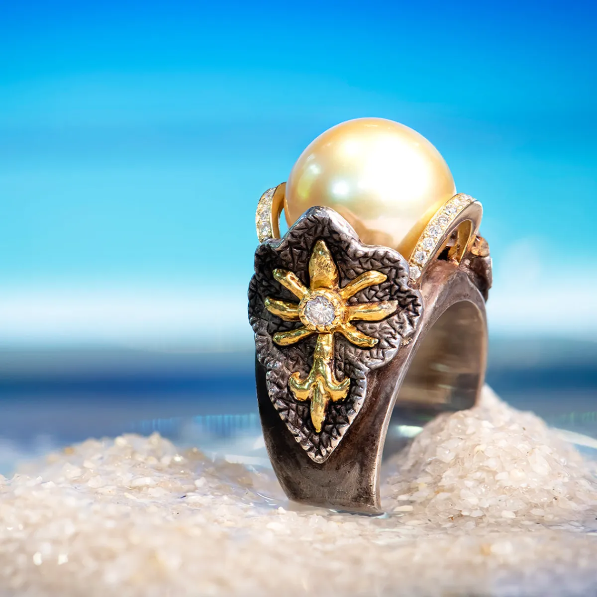 victor_velyan_pearl_and_d_0.webp Victor Velyan Pearl and Diamond Ring